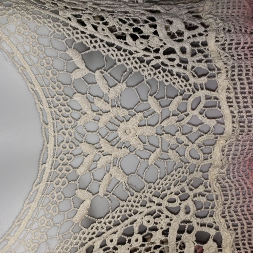 Dolled Up lace tank top - Picture 2 of 9
